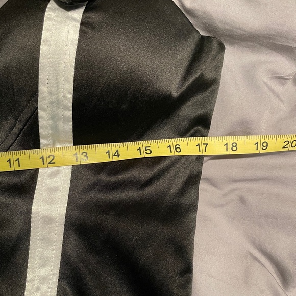 Black and White Corset - Picture 10 of 13